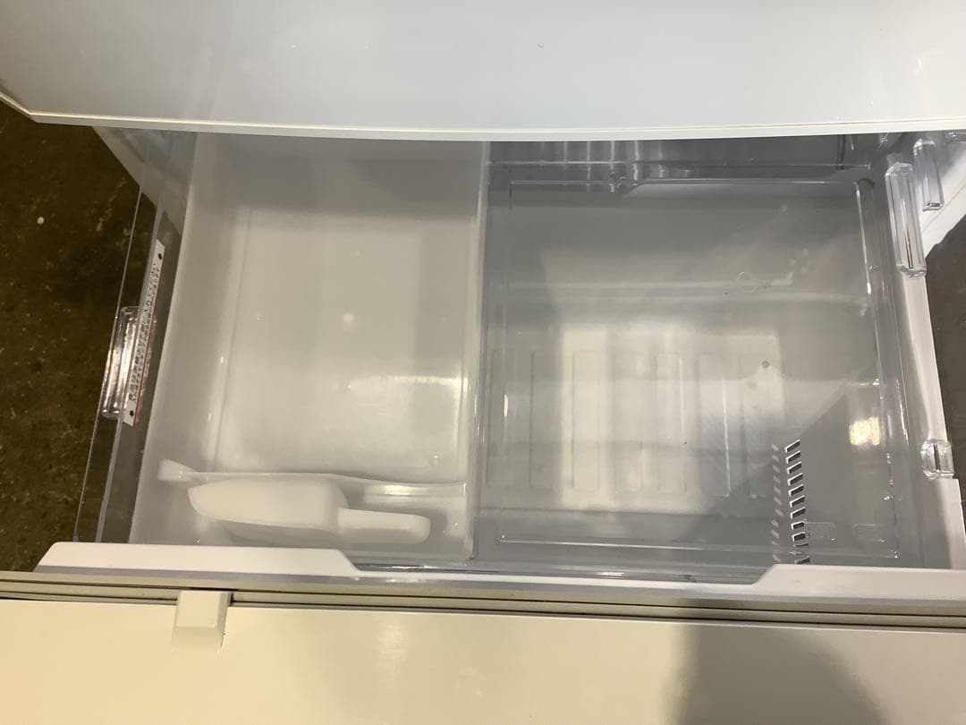 【大人気】三菱 3ドア冷蔵庫 MR-C34Z-W 335L 2016年製