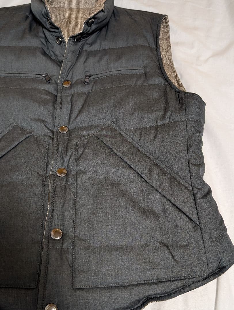 j kato【美品】ブルネロクチネリ リバーシブル ダウンベスト S