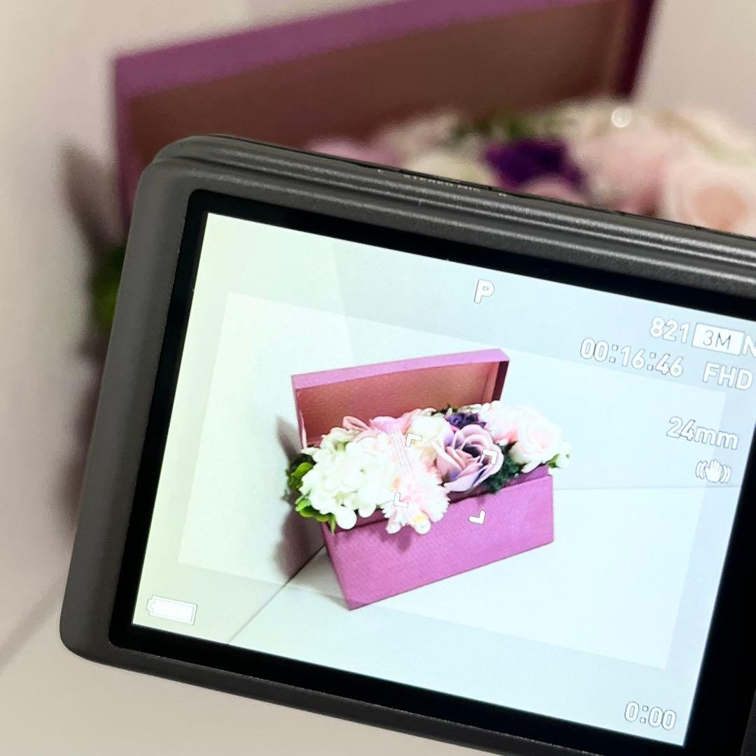 デジタルカメラ CASIO EXILIM EX-ZR400