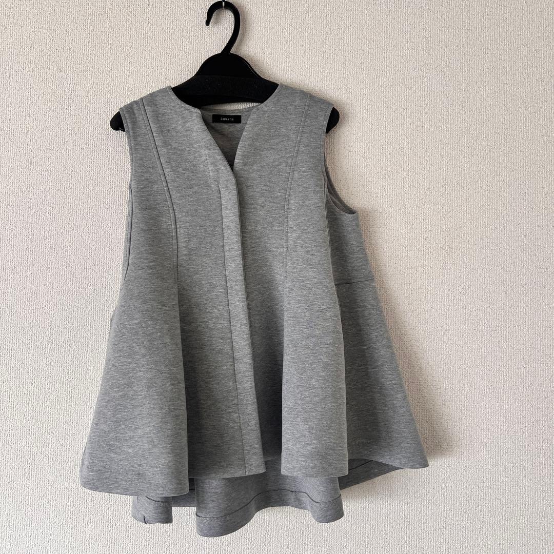 最終値下げ【新品未使用】anuans タックフレアカットベスト　グレー