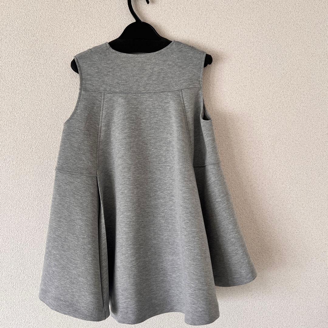 最終値下げ【新品未使用】anuans タックフレアカットベスト　グレー