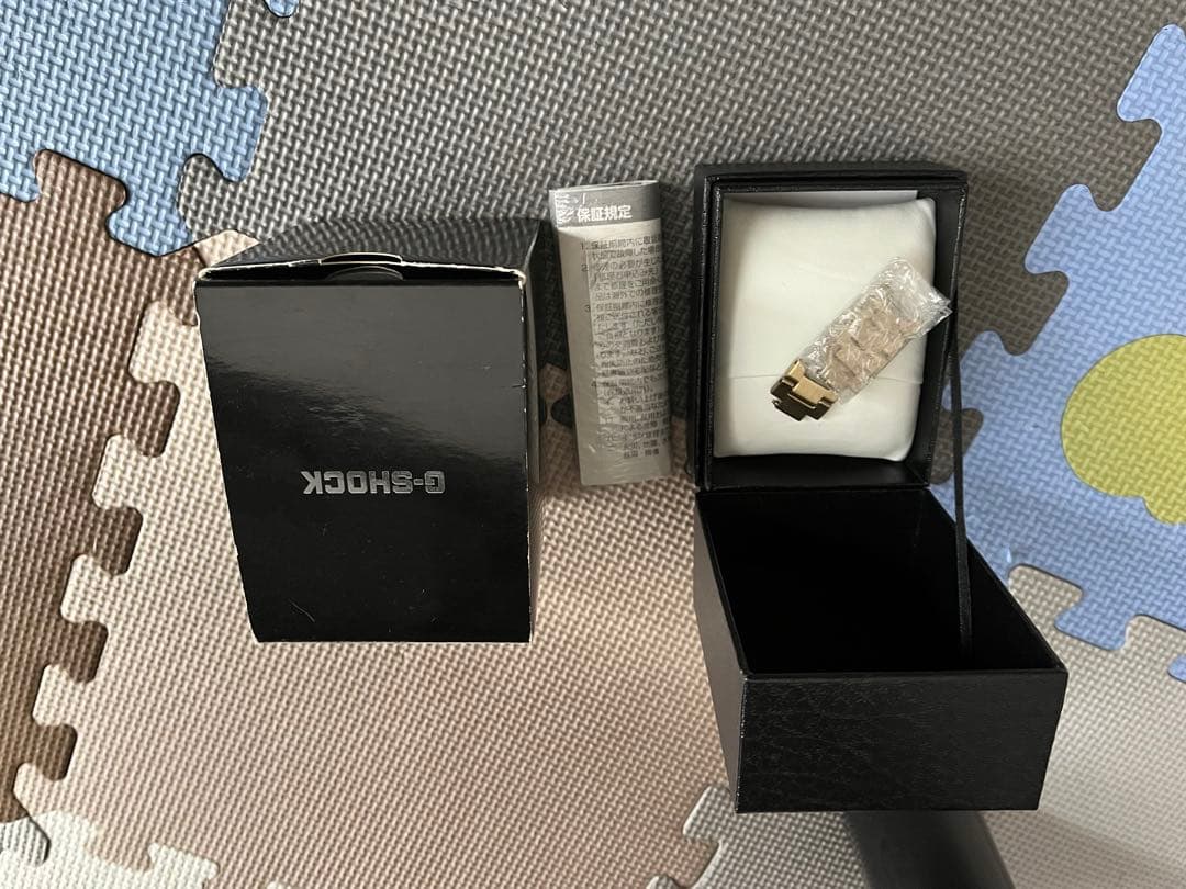 極美品　フィルム付　GMW-B5000GD-9JF ゴールド