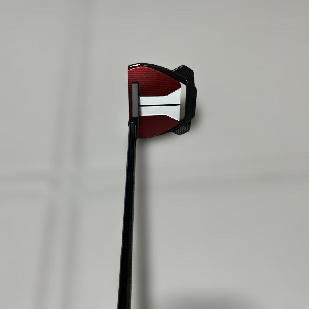 TaylorMade TM2 パター レッド/ブラック　34インチ