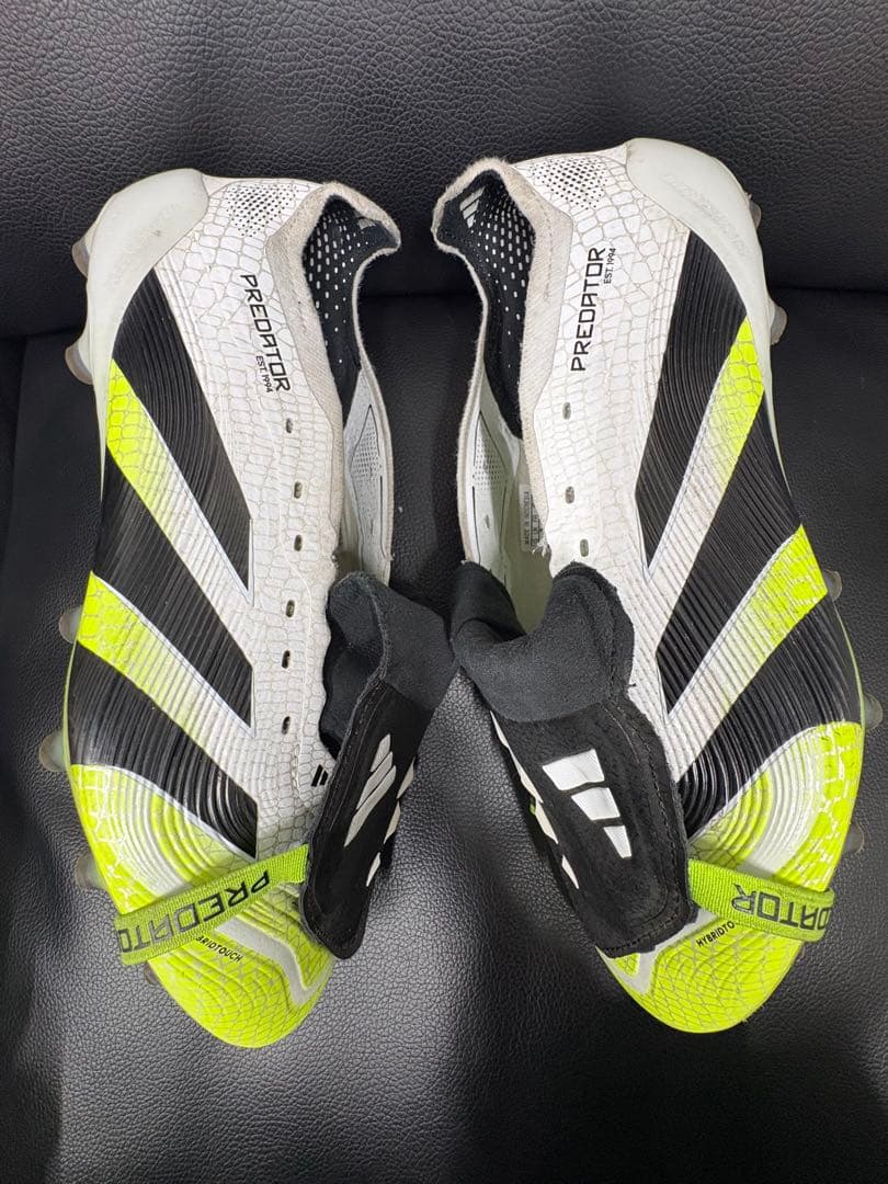 プレデター ELITE FT AG 25.5cm