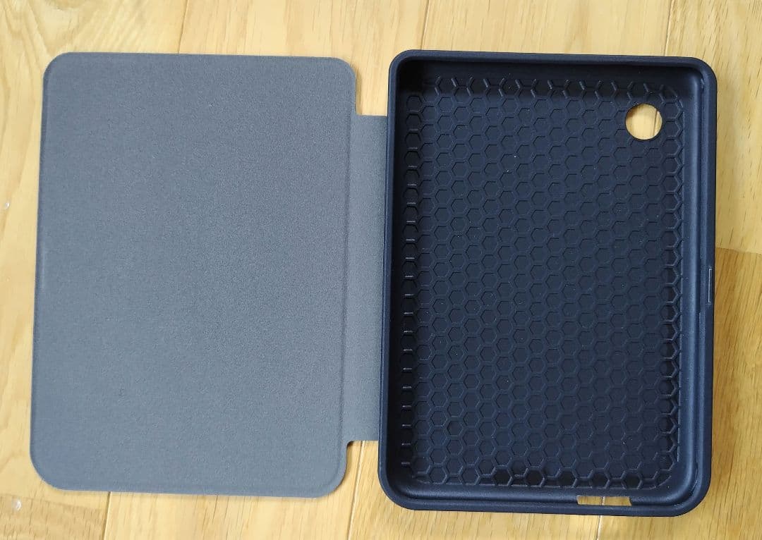 Rakuten Kobo 電子書籍リーダー 本体　Clara Colour