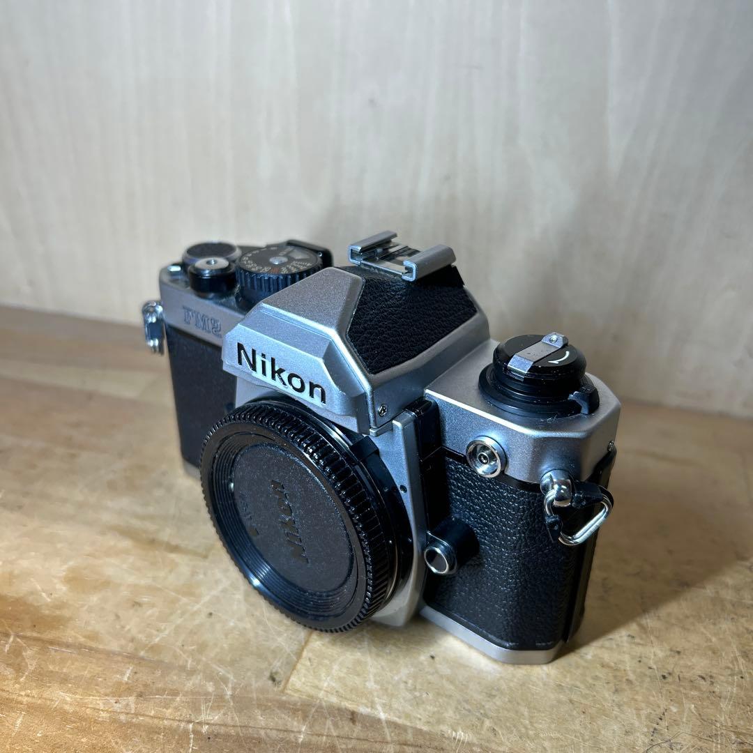 Nikon New FM2 写真学校推薦機　シルバーボディー　完動美品
