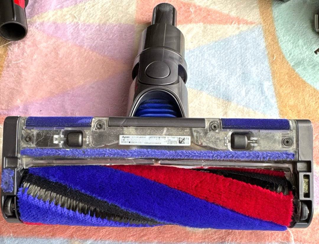 DysonハンディクリーナーSV21