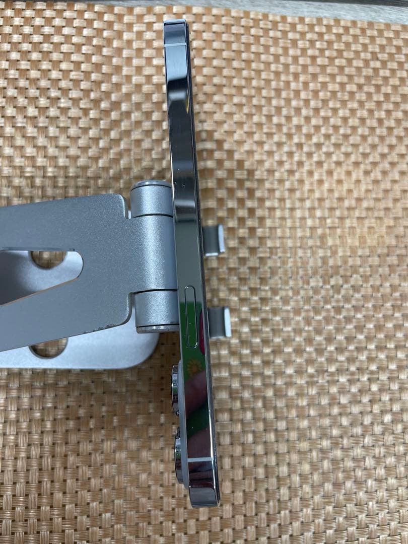 iPhone 14 Pro Max 256 GB シルバーSIMフリー【0941