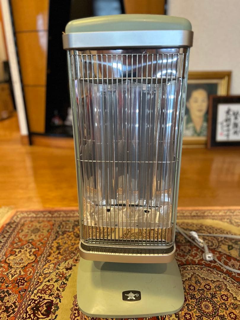 速暖アラジン遠赤グラファイトヒーター　CAH-2G10F 23製