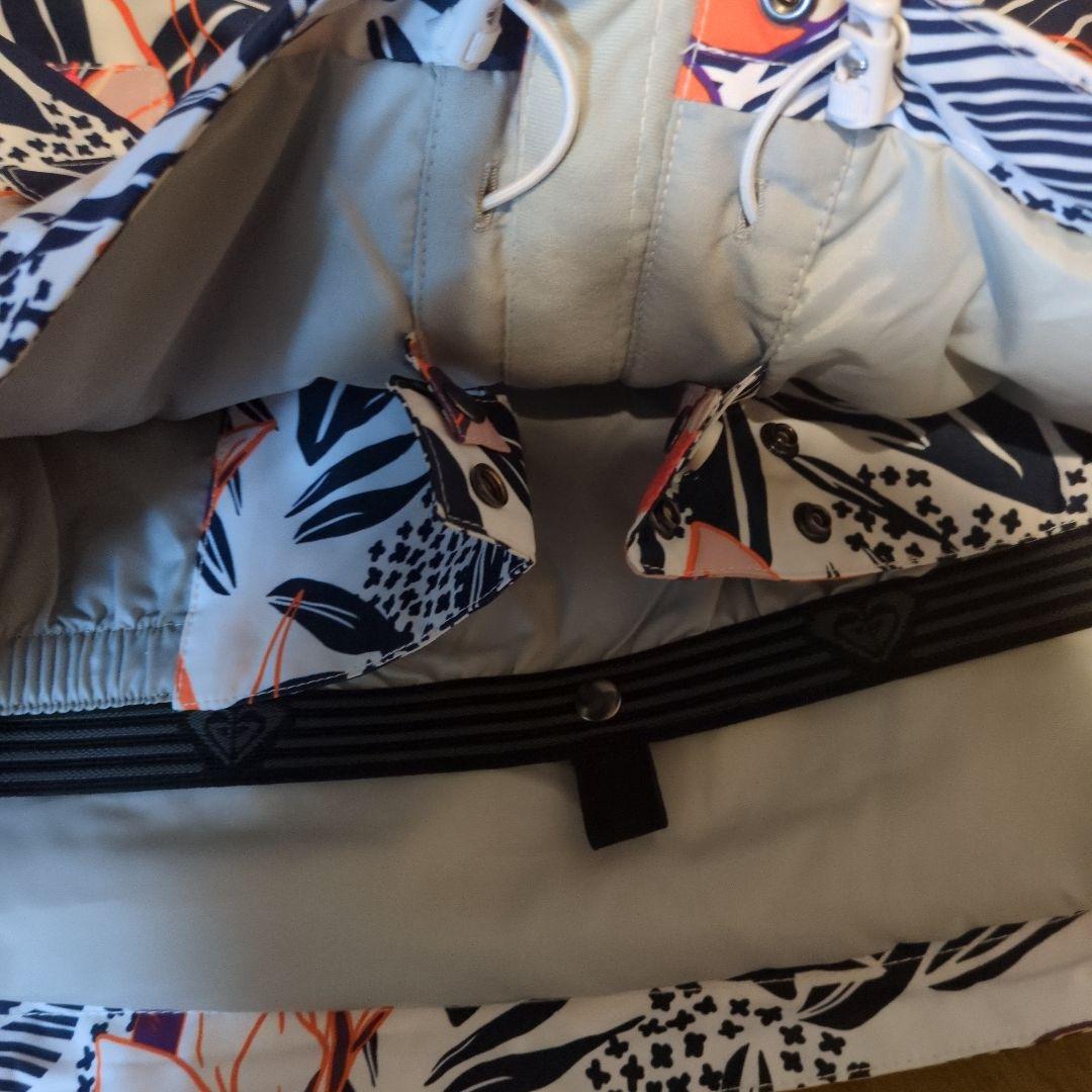 【新品未使用】ROXY　ウェア　ジャケット　ボタニカル　花柄　Ｌ