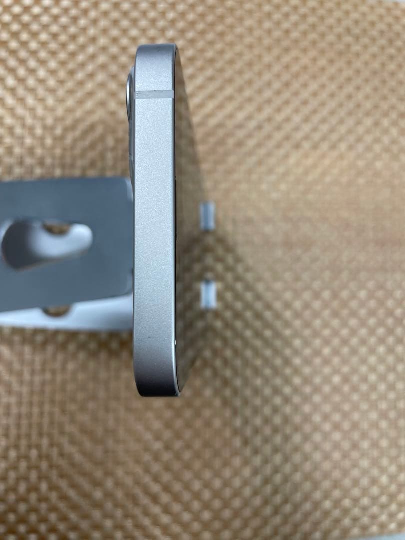 iPhone 13 128 GB スターライトSIMフリー【3078】