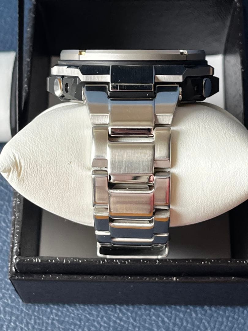 時計 CASIO G-SHOCK GST-W110D-1A9JF