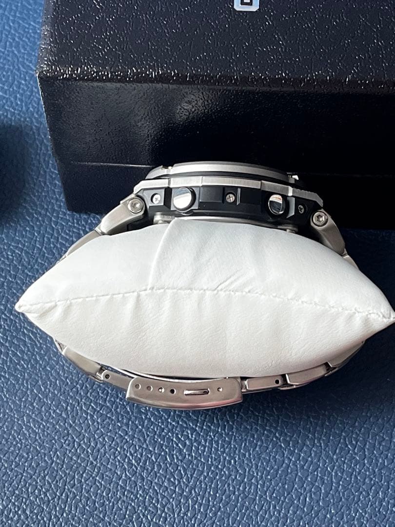 時計 CASIO G-SHOCK GST-W110D-1A9JF