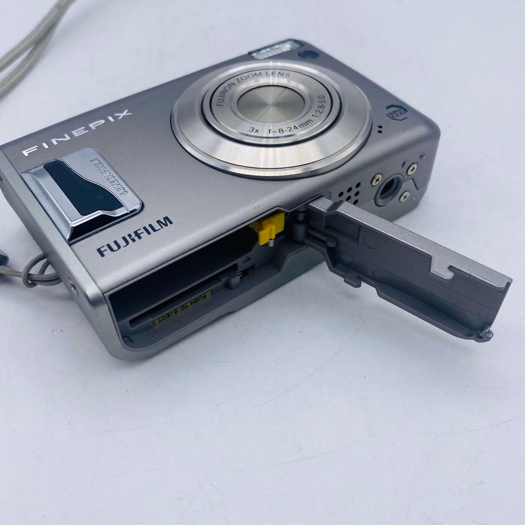★【美品動作確認済み】FUJIFILM FinePix F31fd