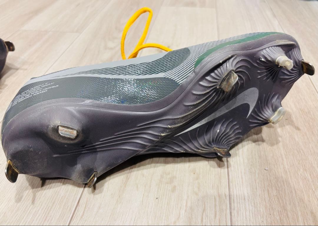 (値下げ可)NIKE金具スパイク