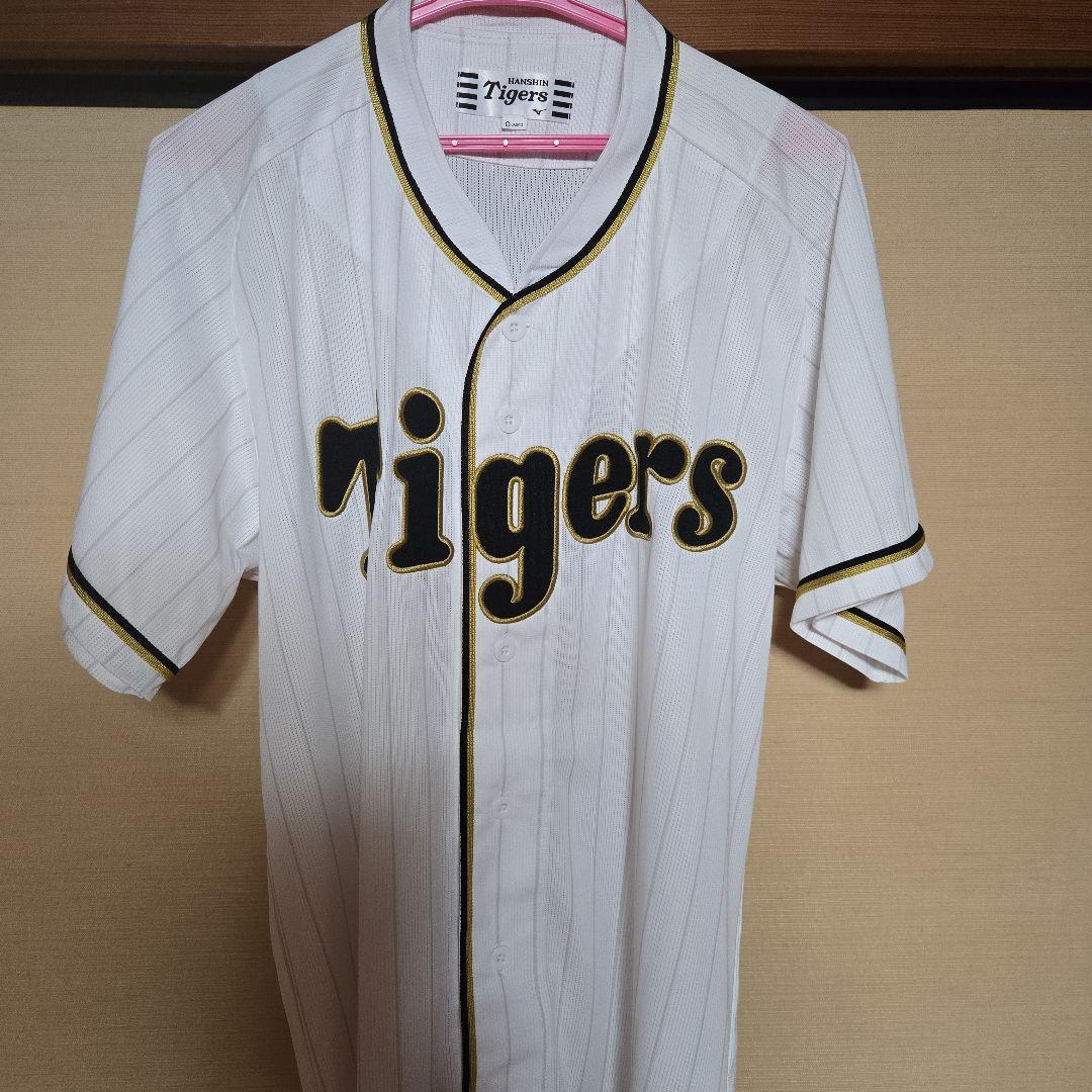 阪神タイガース　伝統の一戦ユニフォーム 　近本光司