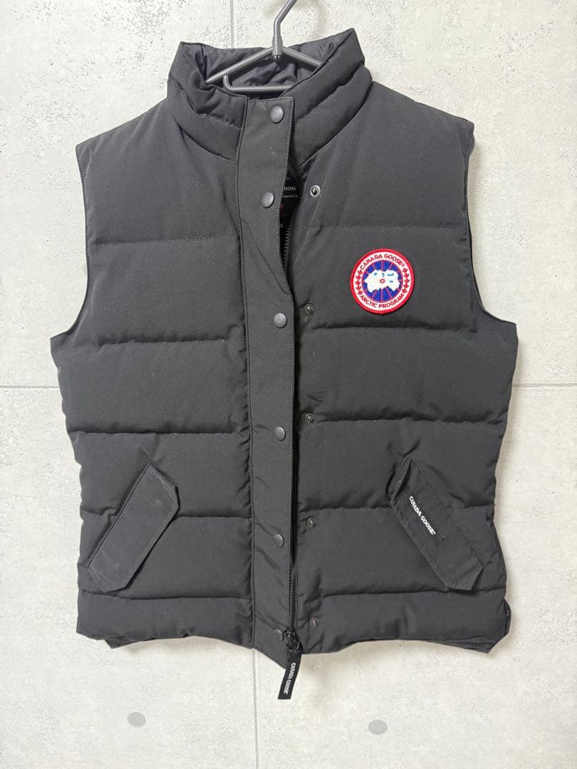   カナダグースブラック ダウンベスト