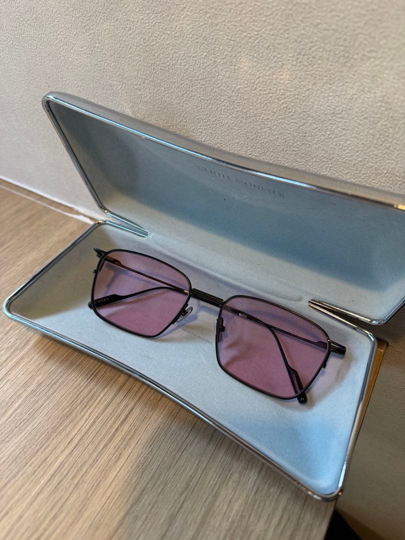 小物 Gentle Monster Otas M01(P) \"Black/Pink