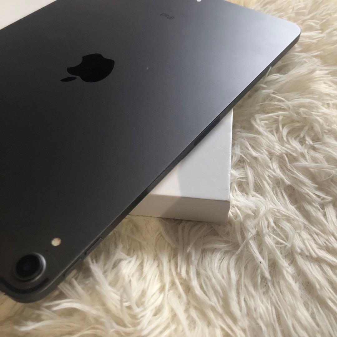 【ラスト1台】iPad Pro 11 256GB 【すぐ発送】