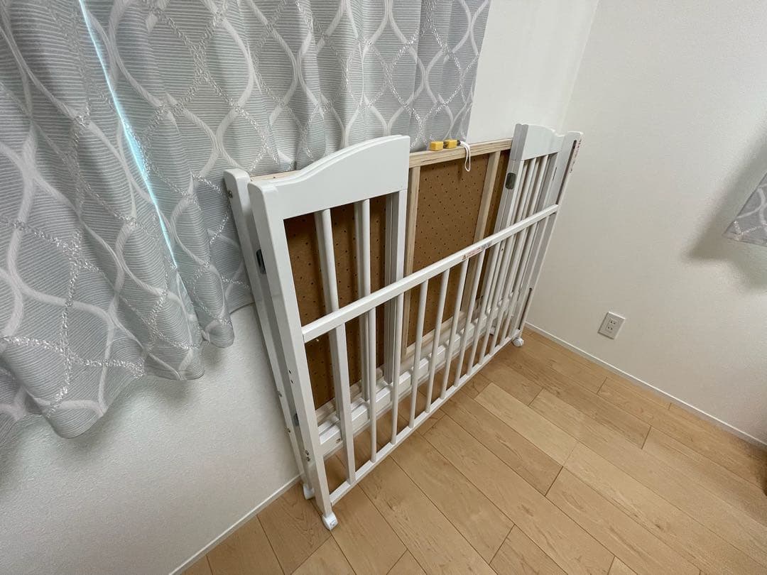 ベビーベッド　スリーピー　パル　折りたたみ