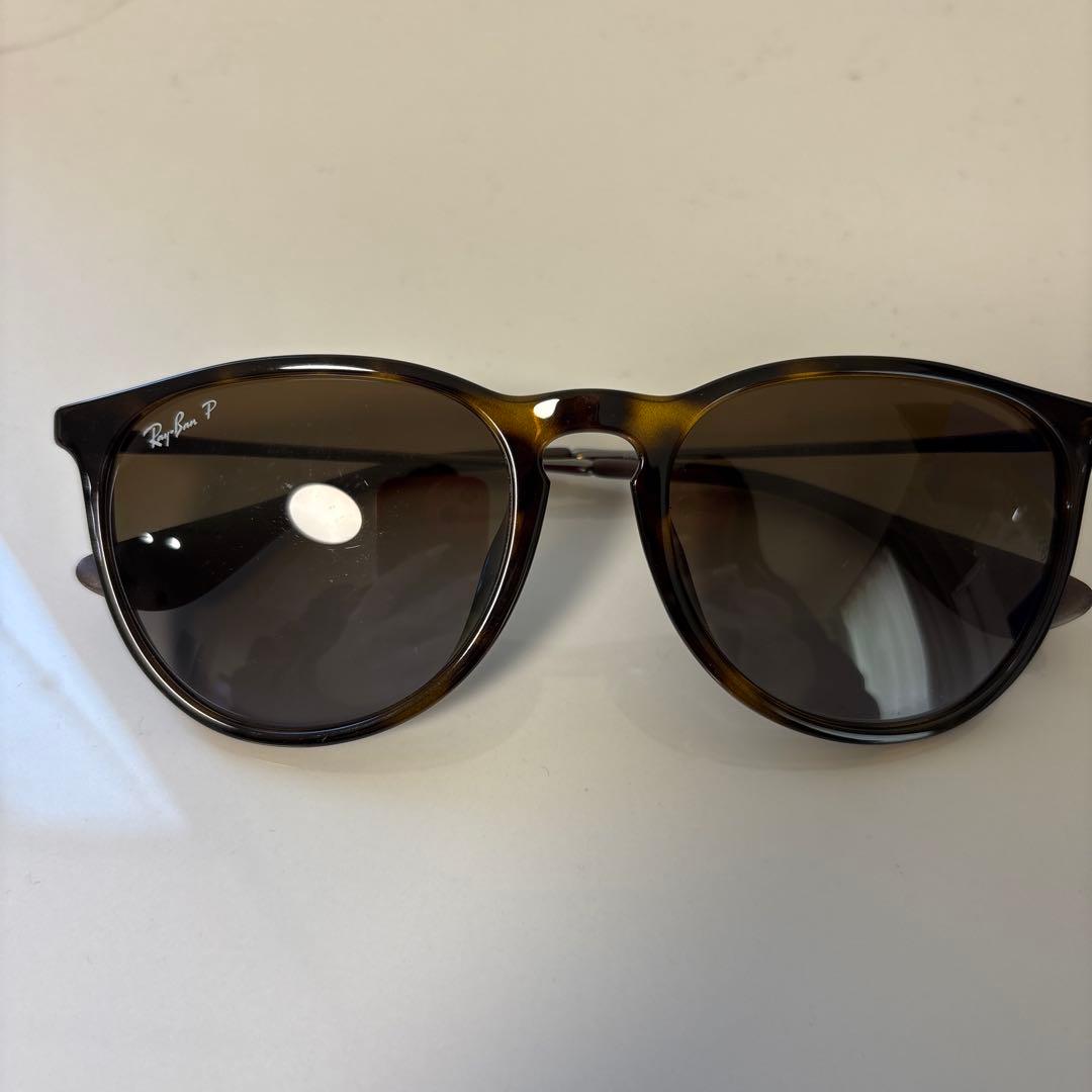 Ray-Ban ERIKA レイバン　エリカ