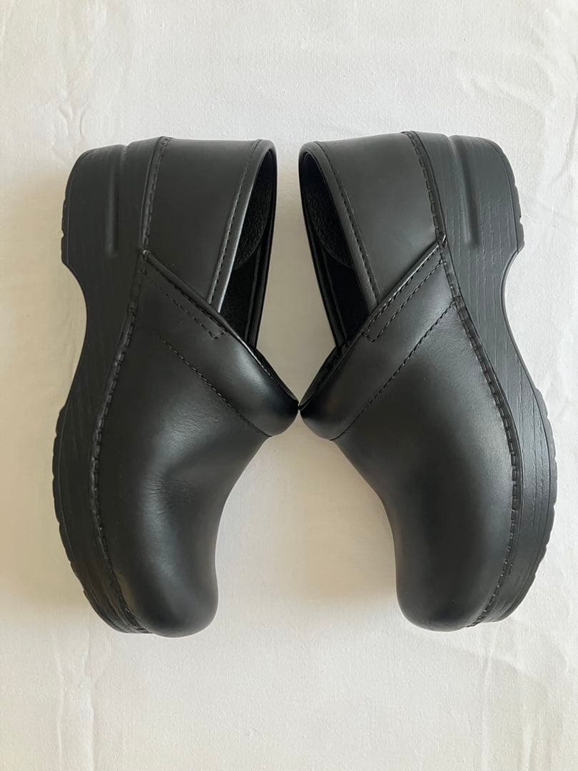 【美品】dansko ダンスコ　プロフェッショナル Oiled 黒 36