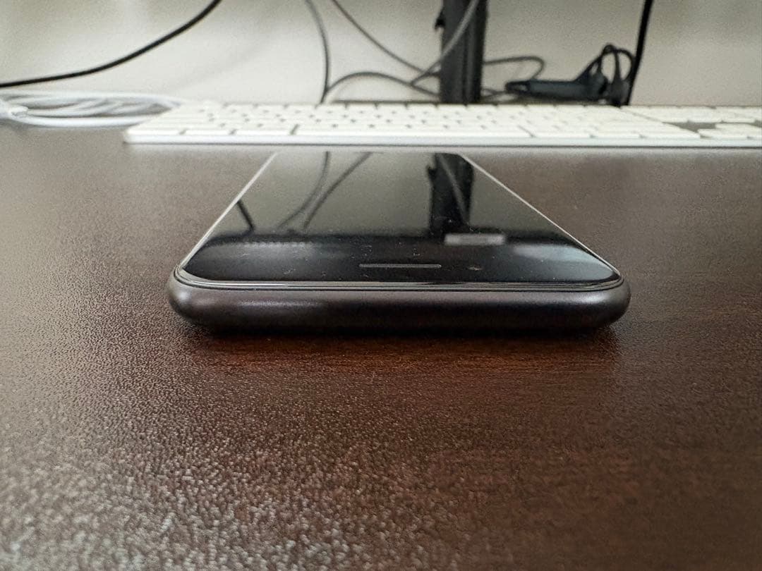 Apple iPhone SE2 ブラック 128GB 本体 注意事項あり