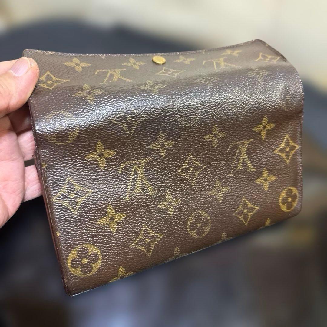 ⑧☆良品☆カード6枚タイプ♪サラ長財布