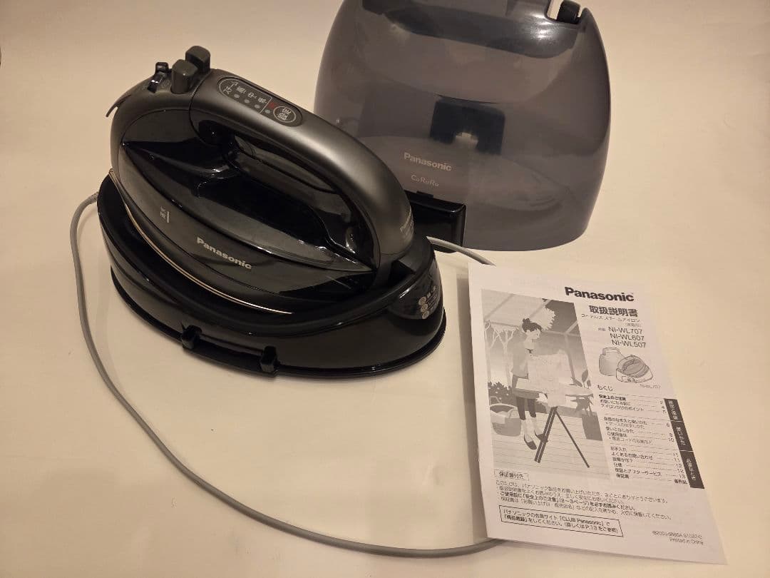Panasonic コードレスアイロン NI-WL707-H