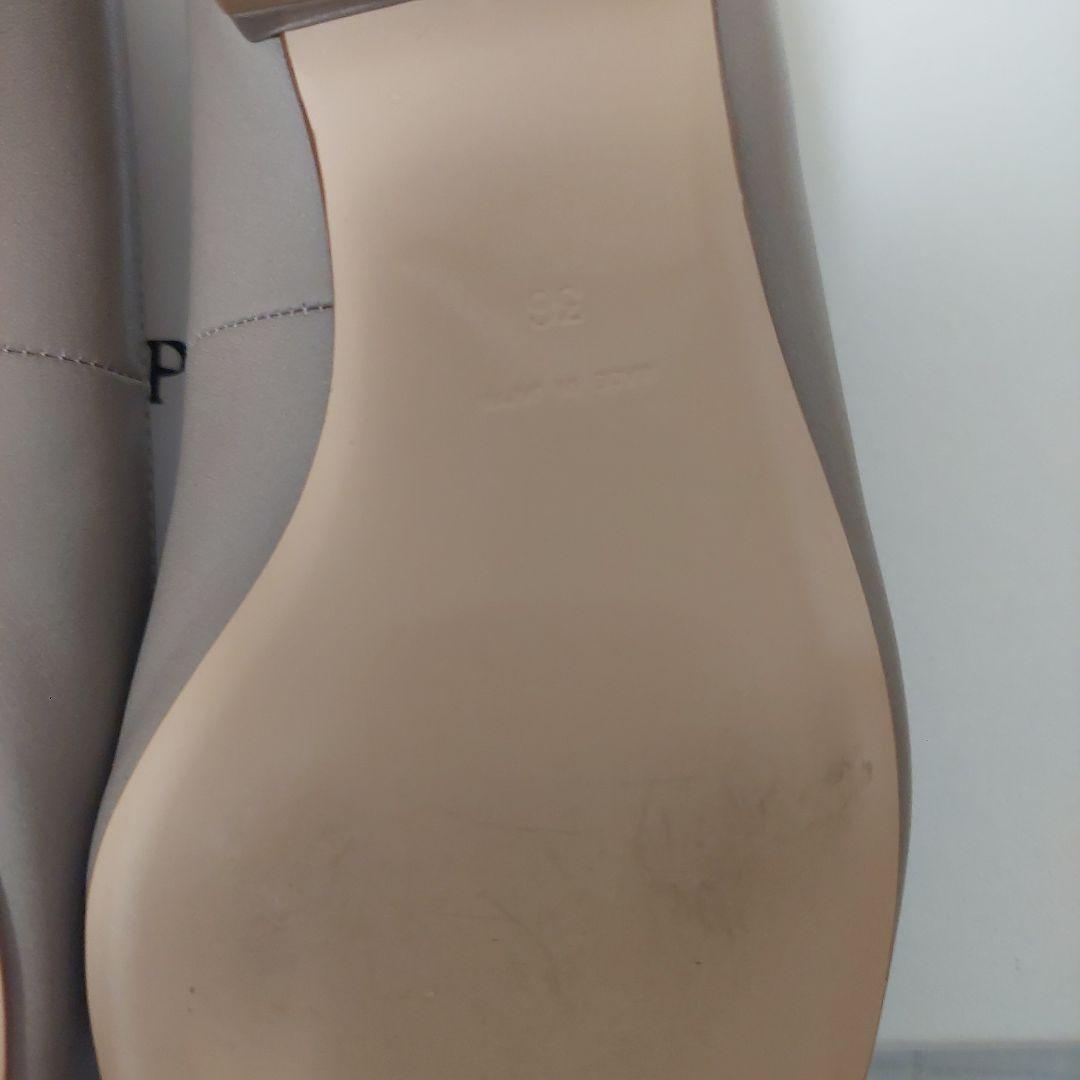 ９/5まで出品、最終お値下げ:ピッピシック　ビジュー　　フラットパンプス　36