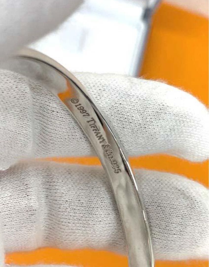Tiffany & Co. ナローシルバーバングル