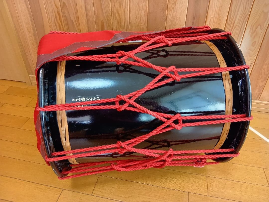 浅野太鼓製　桶胴太鼓 (一尺五寸)