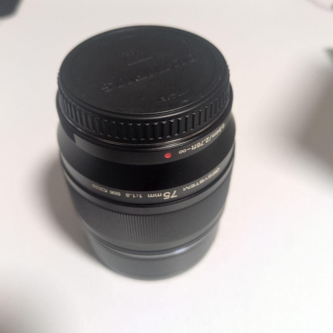 OM SYSTEM 75mm f1.8 単焦点レンズ