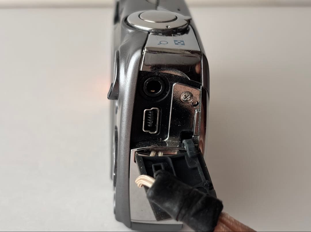 Canon IXY DIGITAL 900 IS コンパクトデジタルカメラ