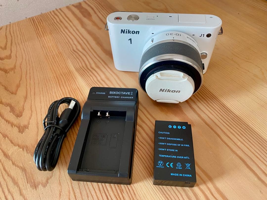Nikon1 J1 ミラーレス一眼 ホワイト