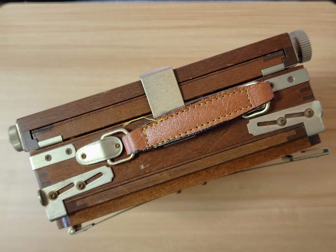 長岡4x5木製カメラ＋Nikkor-W 135mm F5.6＋フィルムホルダー