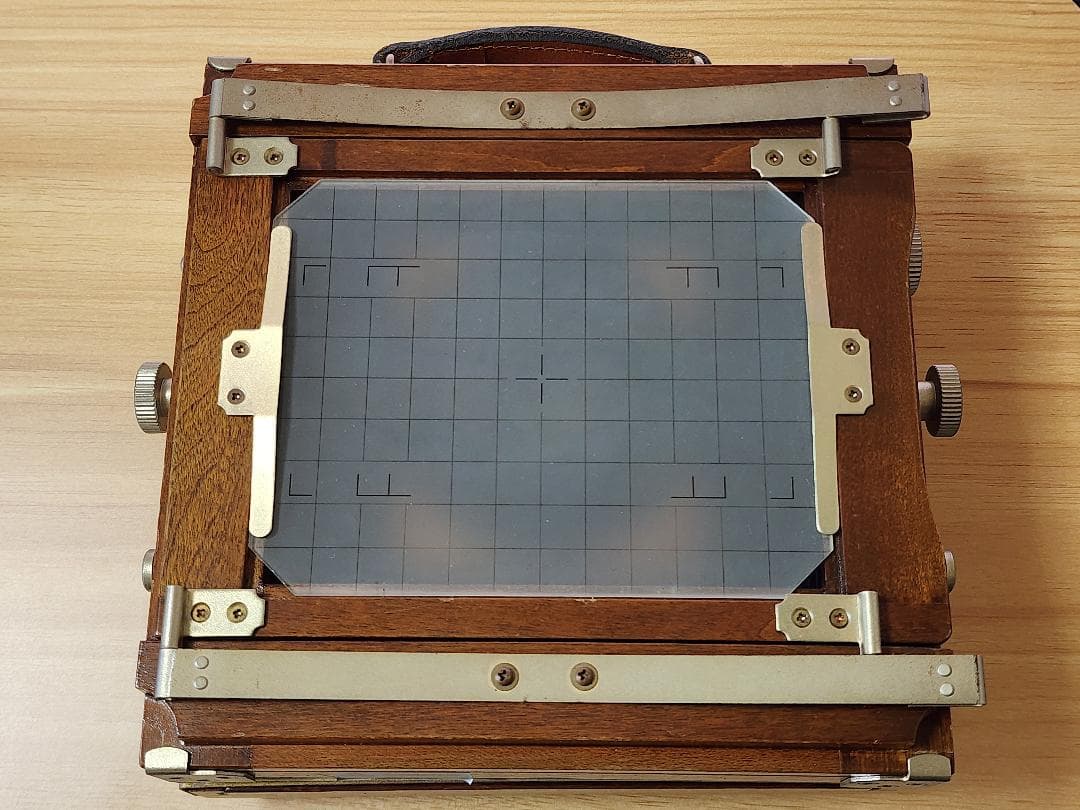 長岡4x5木製カメラ＋Nikkor-W 135mm F5.6＋フィルムホルダー