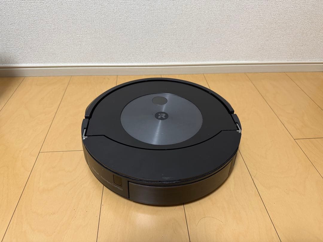 iRobot Roomba j7+ ロボット掃除機 充電ベース 他付属品付き