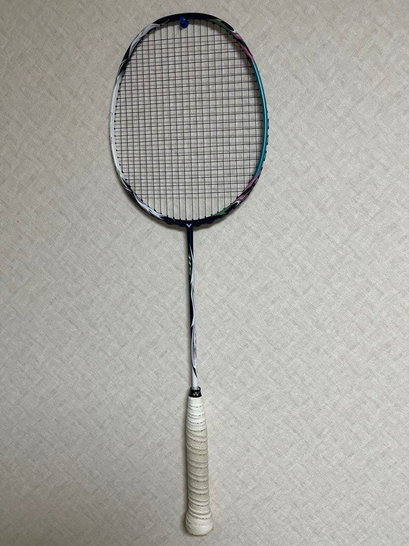 ビクター オーラスピードHS 4UG5 バドミントンラケット