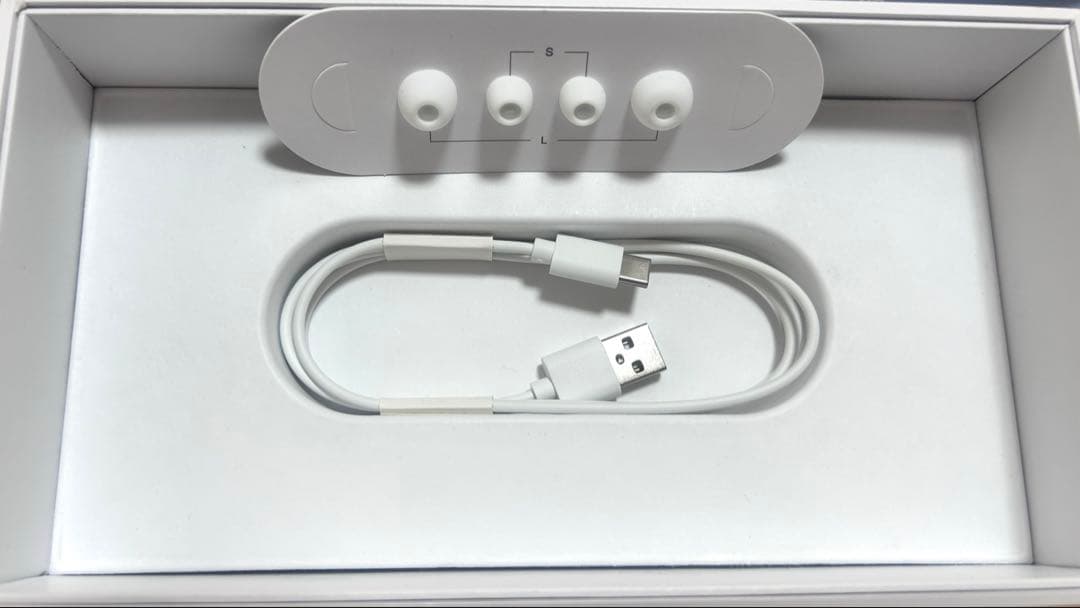 YOWUエルフイヤホン ホワイト