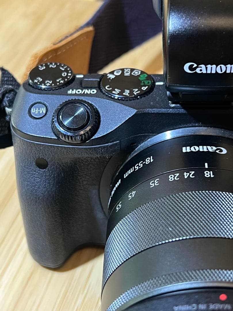 Canon EOS M3 レンズ3本、電子ビューファインダー付き