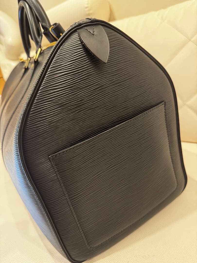 Louis Vuitton エピレザー ブラック キーポル50