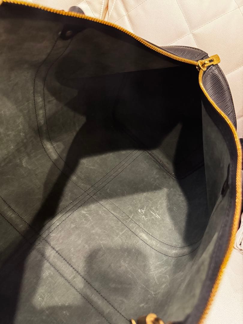 Louis Vuitton エピレザー ブラック キーポル50