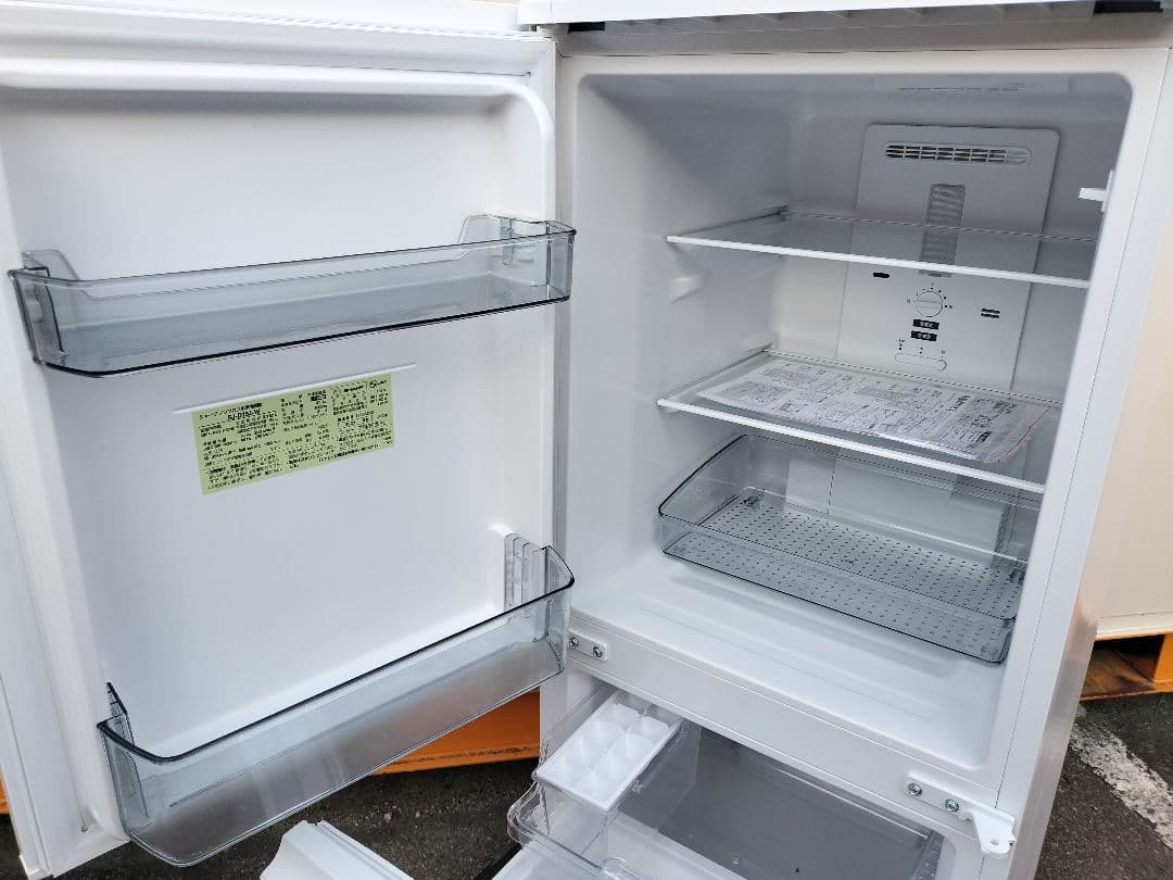 ■美品■SHARP 152L 冷蔵庫「つけかえどっちもドア」SJ-D15J-W