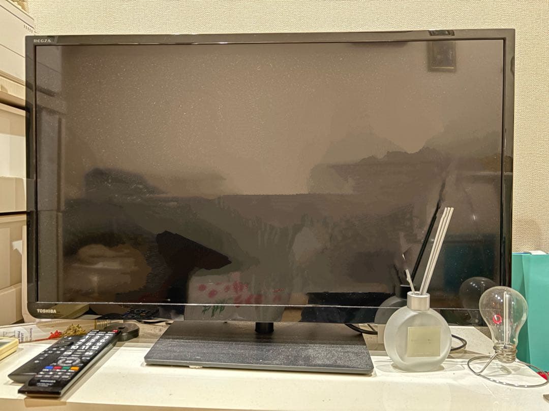 TOSHIBA REGZA 液晶テレビ 本体　32v型