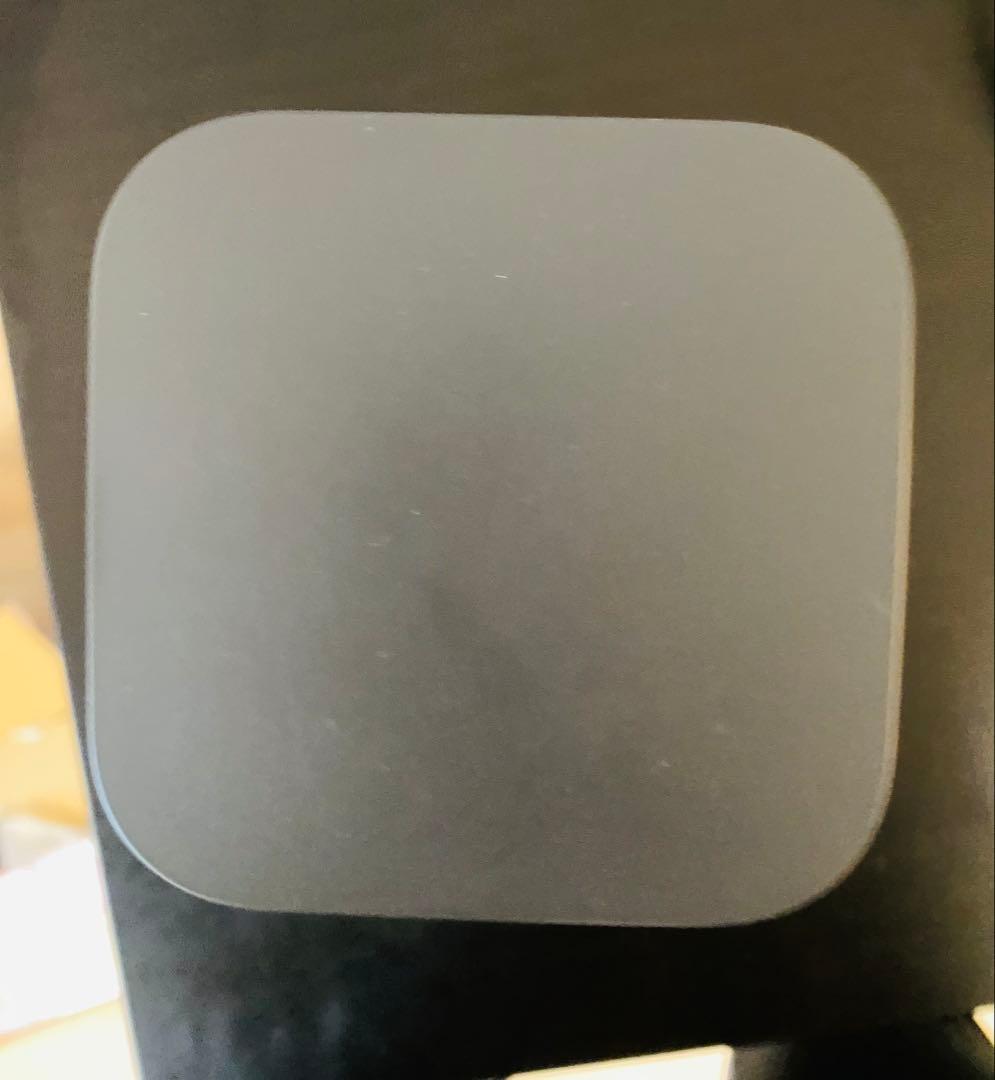 【美品】ドコモ ￼￼5G HRO2