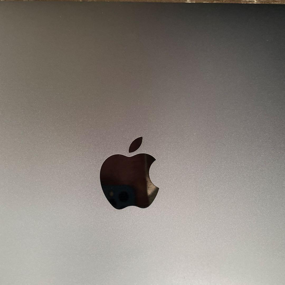 MacBook Pro 13インチ M1 512GB 充放電87回