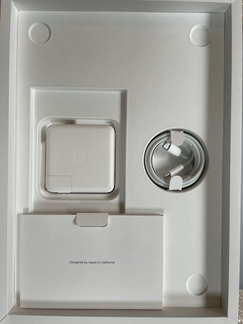 MacBook Pro 13インチ M1 512GB 充放電87回