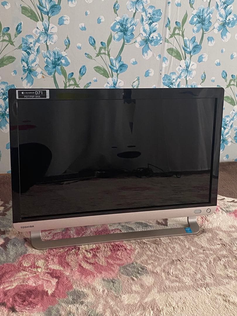 東芝一体型デスクトップPC dynabook D71 (PD71PBP-BHA)