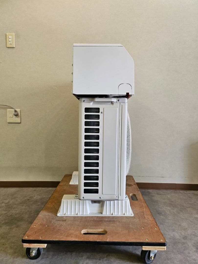 花 1705 【CS-224DJR-W】2024年 6畳 エアコン 中古